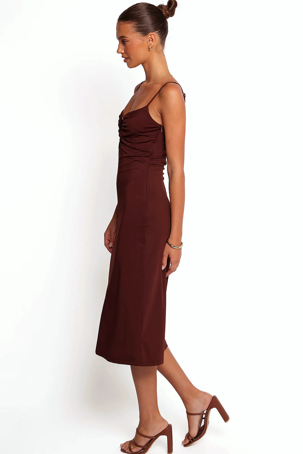 Back view of the thin adjustable straps