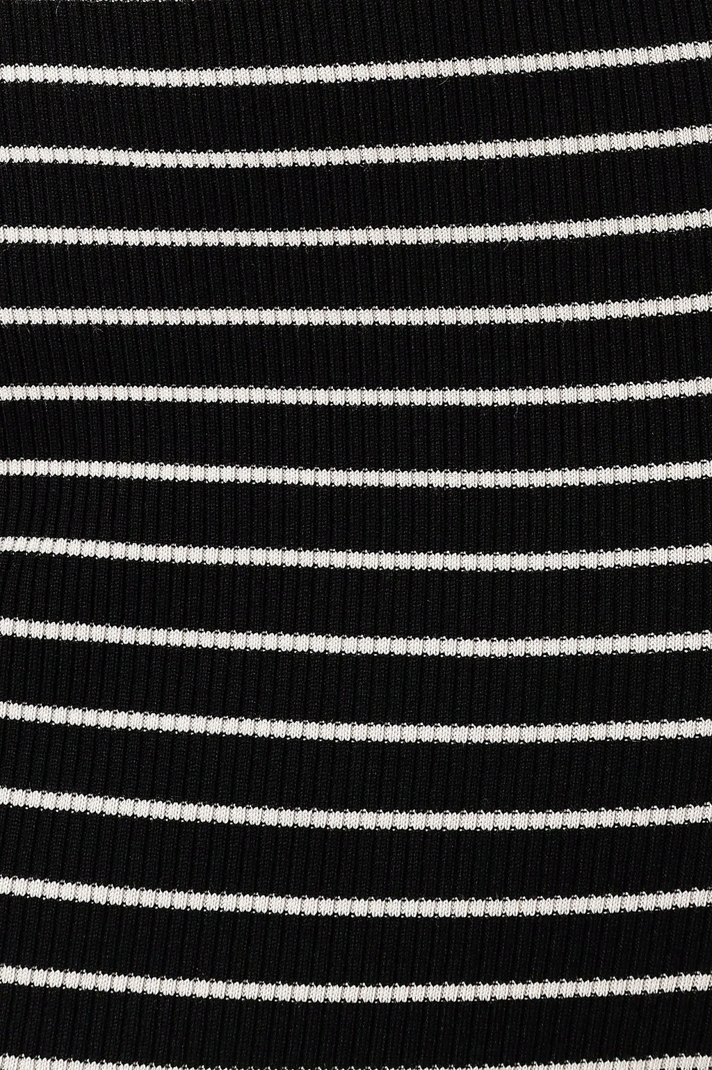 Baxtor Off the Shoulder Midi Dress - White/Black
