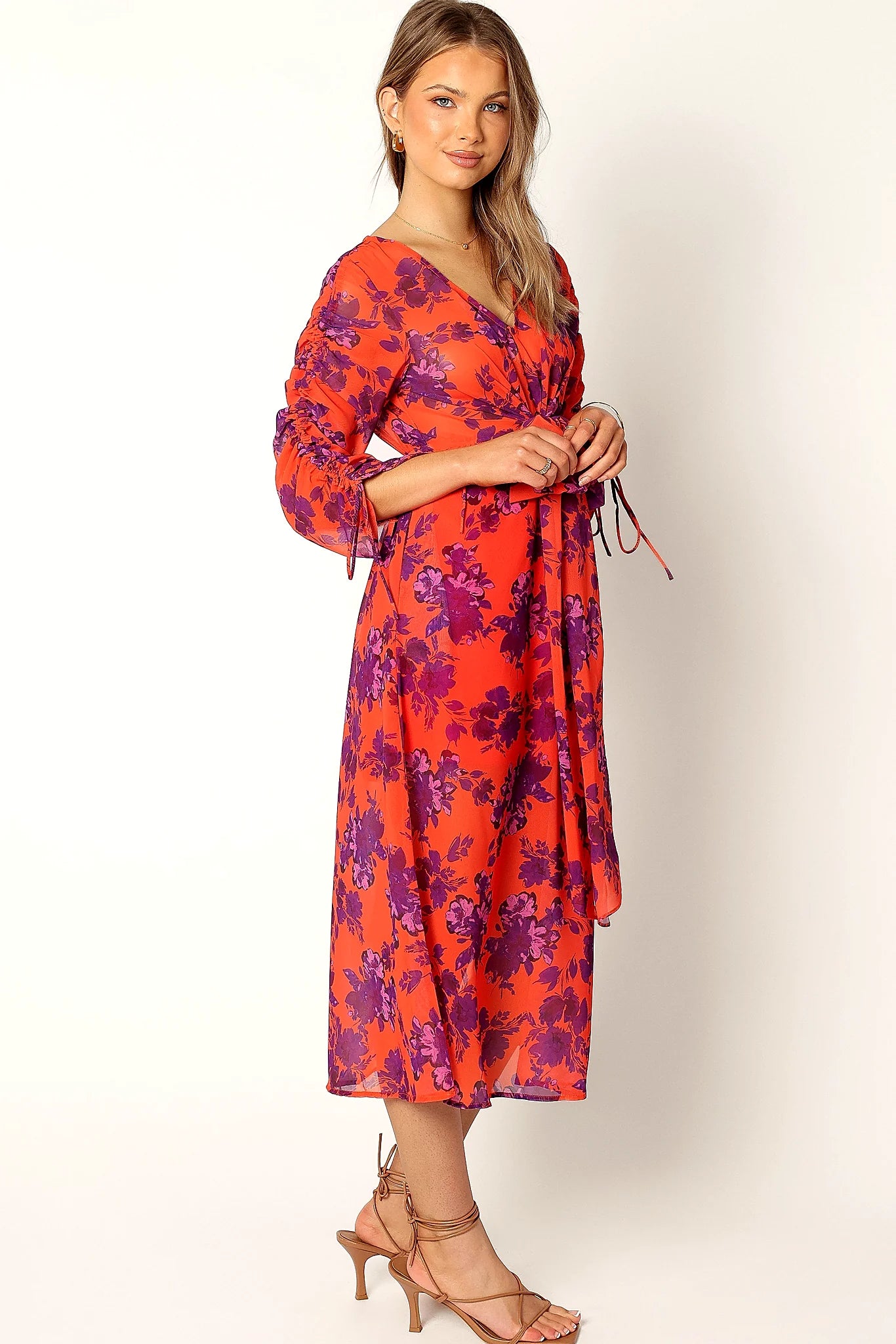 Back view of the floral print midi dress