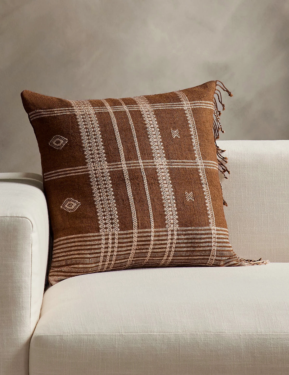 Kavia Pillow