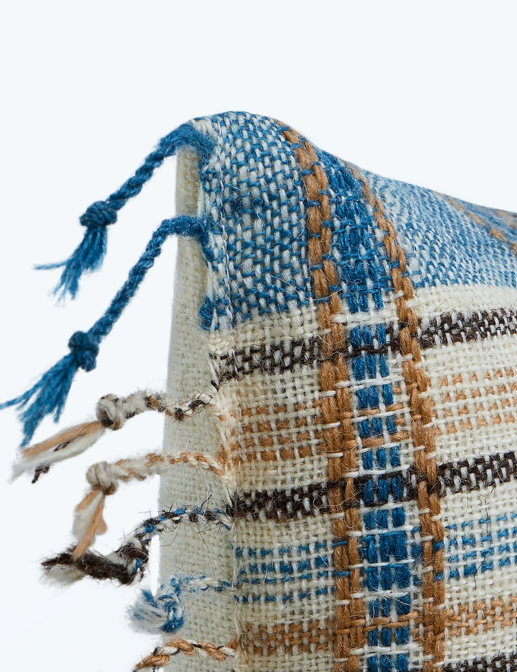 Kavia Pillow