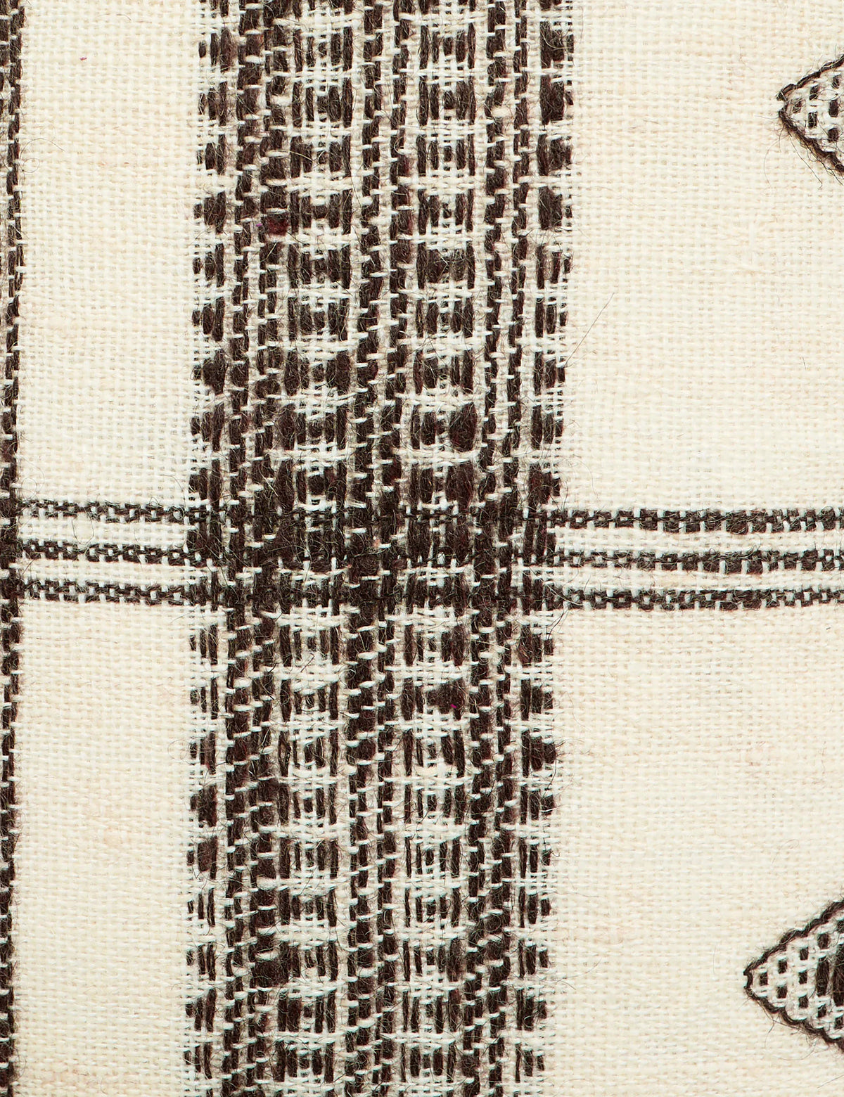 Kavia Pillow