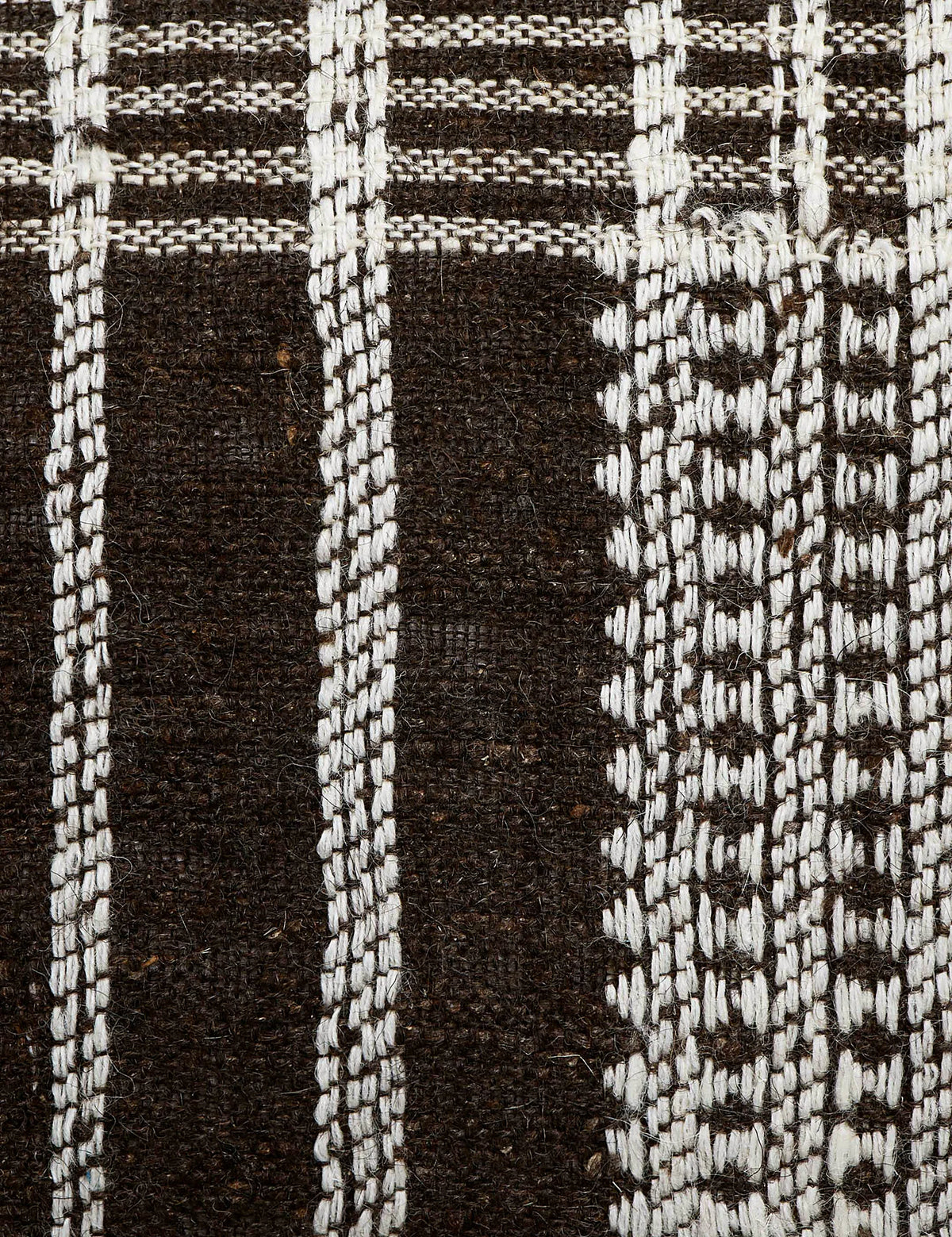 Kavia Pillow