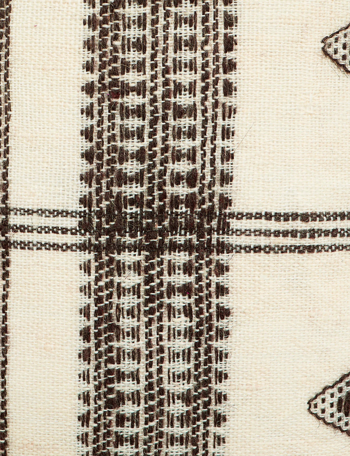 Kavia Pillow
