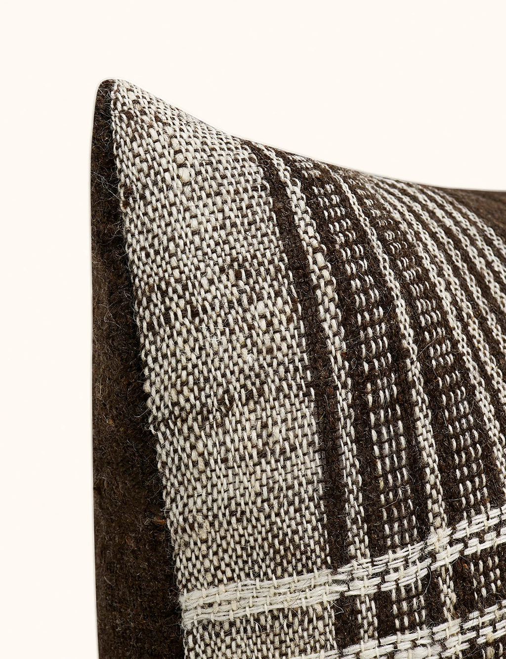 Kavia Pillow