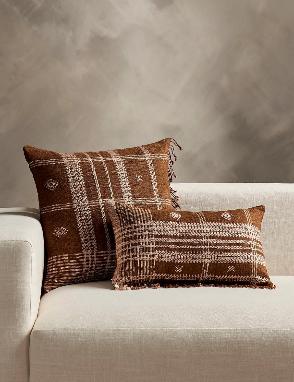 Kavia Pillow