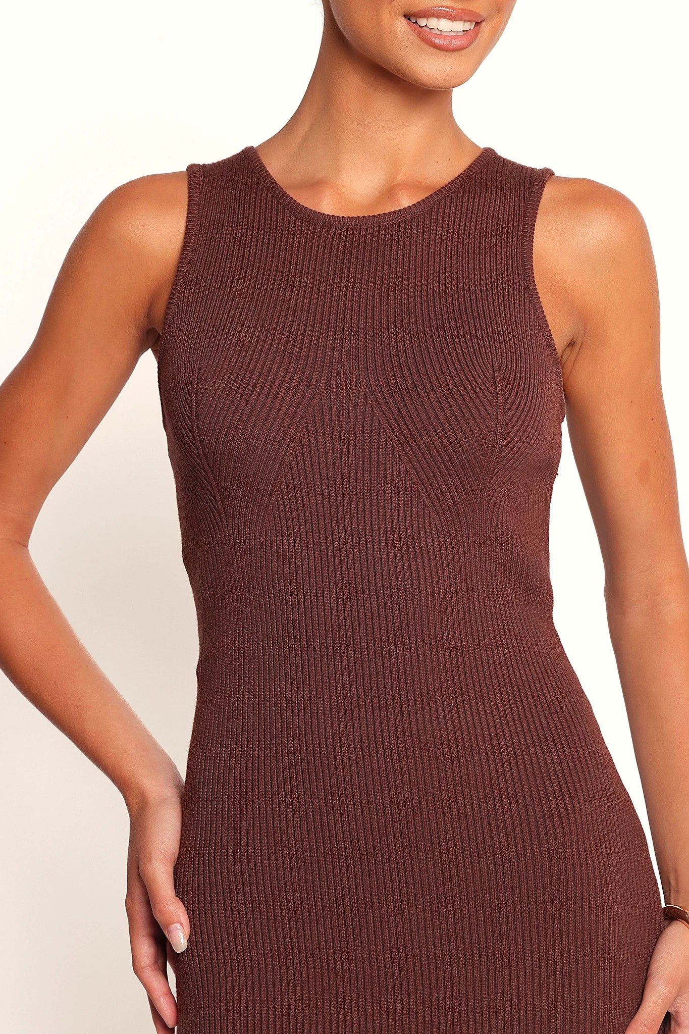 Side view showing the small split at the hem