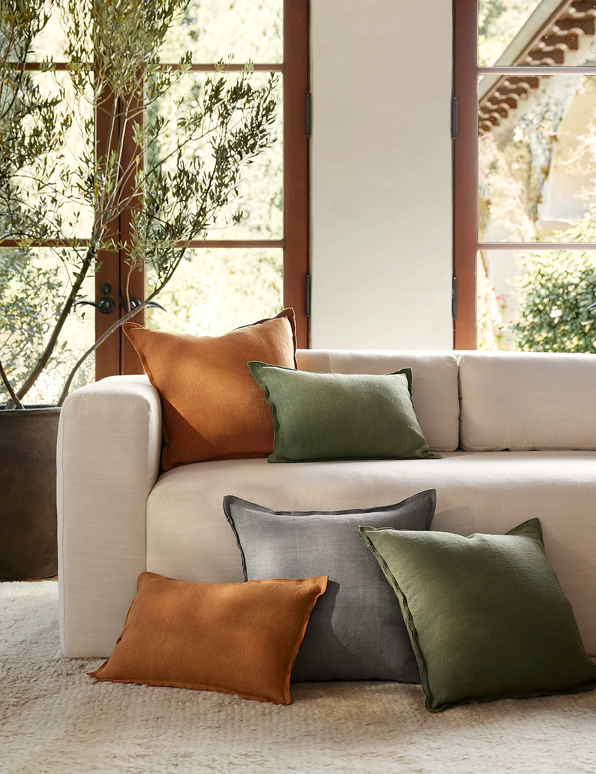 Arlo Linen Pillow