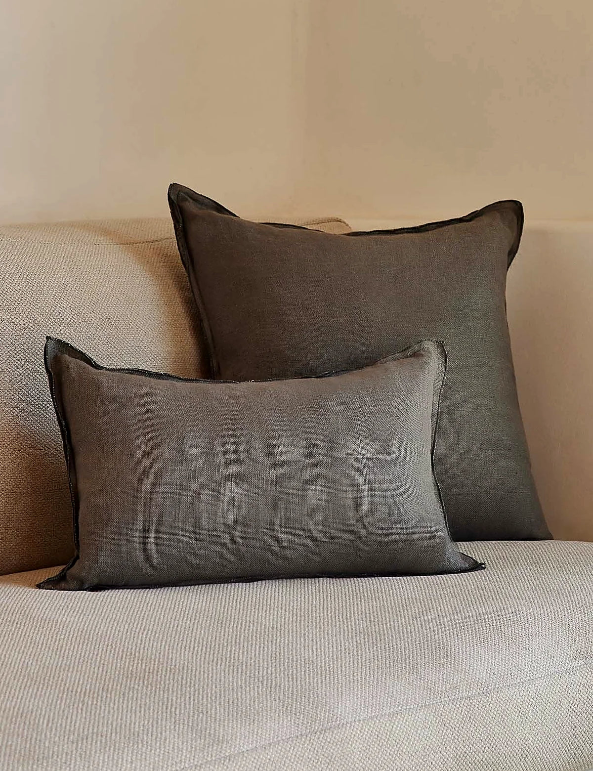 Arlo Linen Pillow
