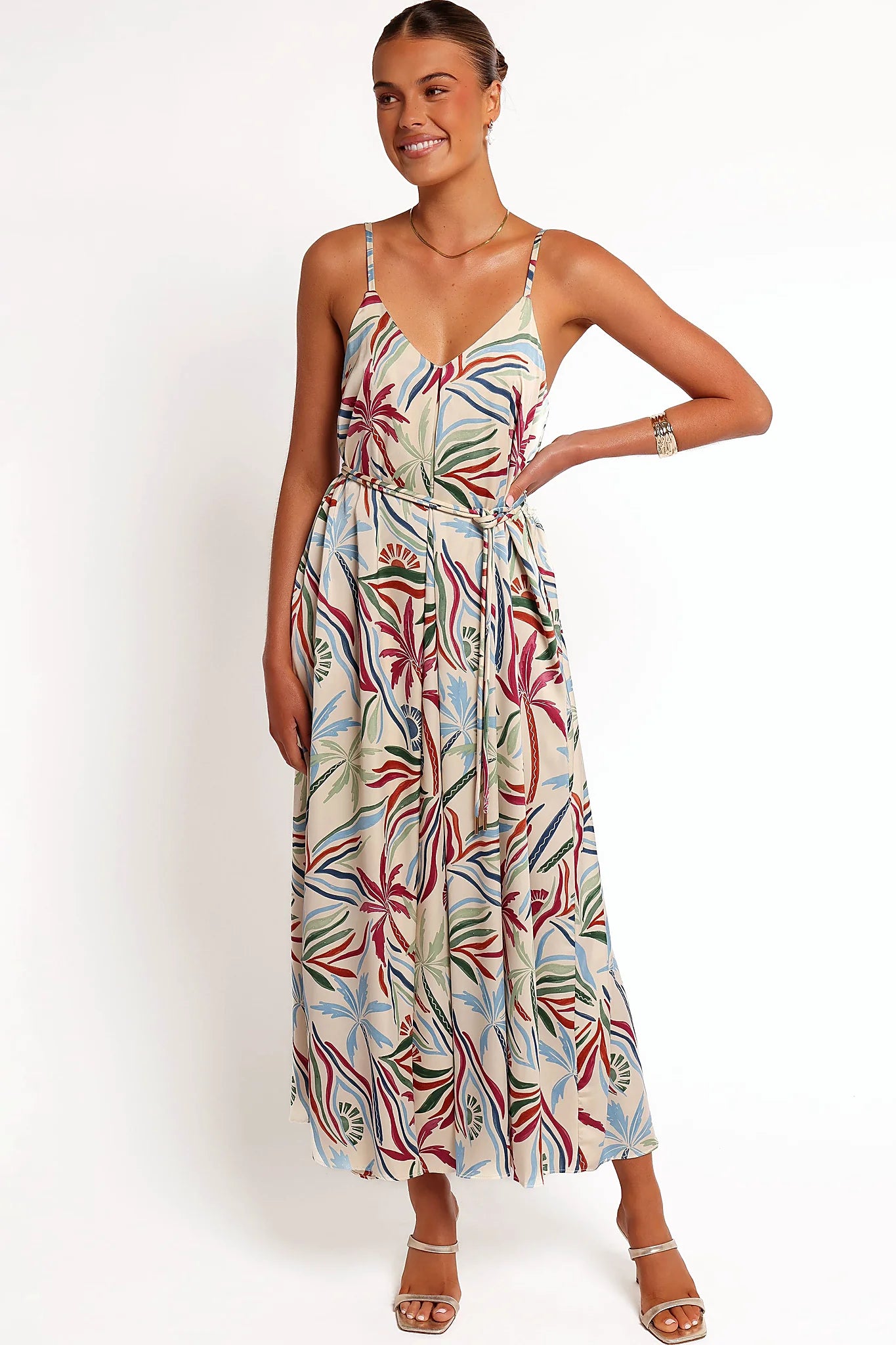 Back view of the thin adjustable straps
