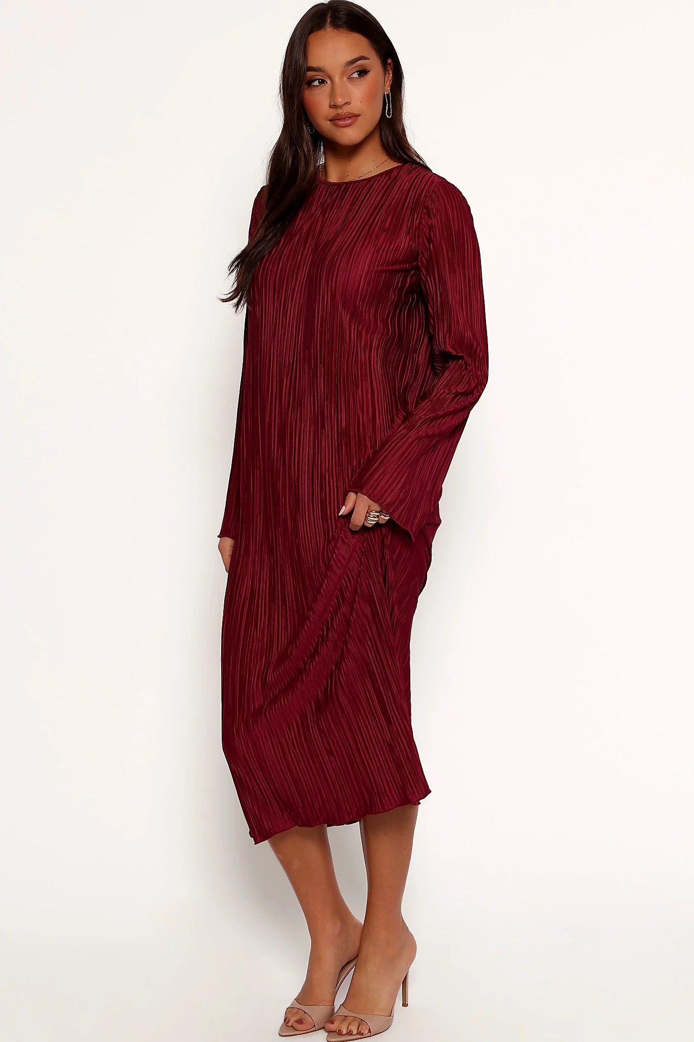 Close detail of the plisse texture in the satin